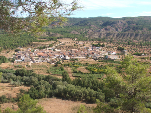 Casas del Río visto desde lejos